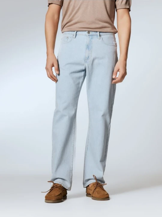 Zdjęcie produktu Reserved - Jeansy straight fit - niebieski