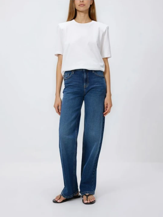 Zdjęcie produktu Reserved - Jeansy straight comfort - granatowy