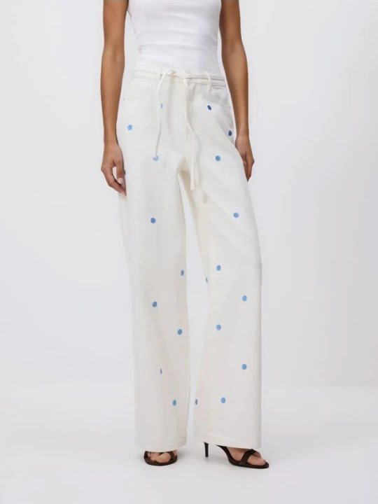 Zdjęcie produktu Reserved - Jeansy wide leg z haftem - złamana biel