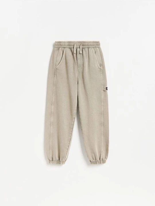 Zdjęcie produktu Reserved - Joggery baggy z efektem sprania - beżowy