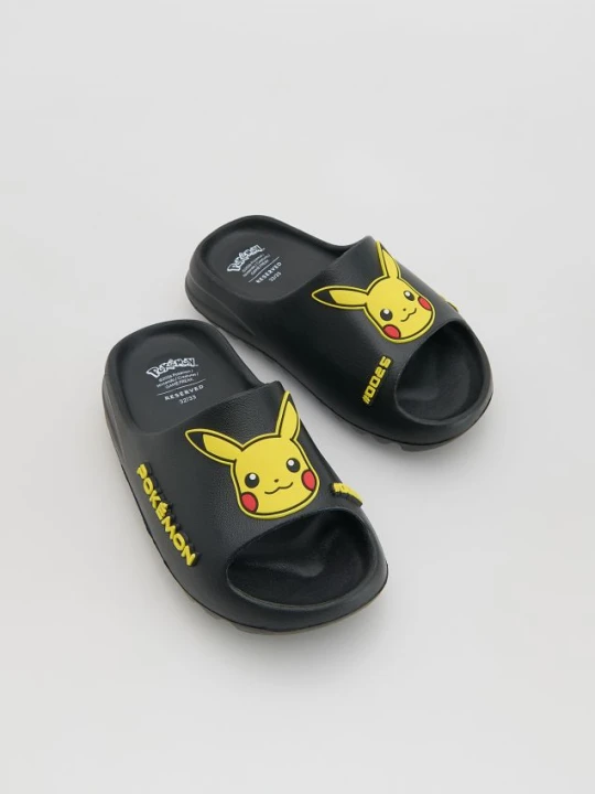Zdjęcie produktu Reserved - Klapki Pokémon - czarny