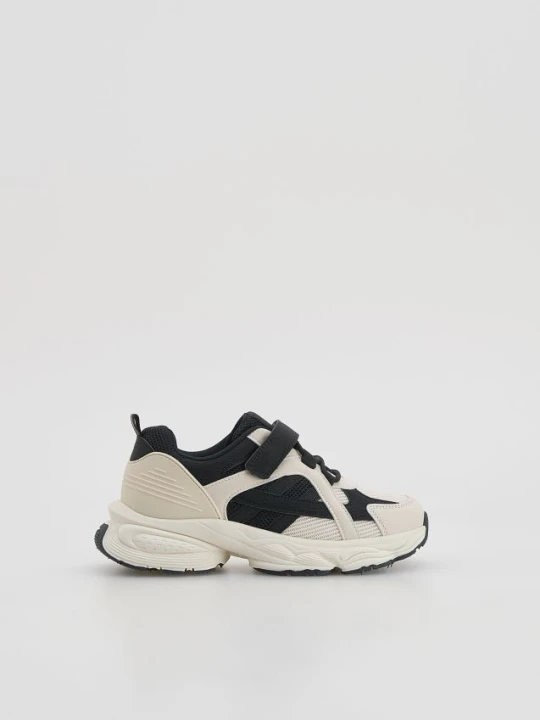 Zdjęcie produktu Reserved - Lekkie sneakersy - złamana biel