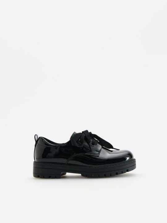 Zdjęcie produktu Reserved - Loafersy z imitacji skóry - czarny