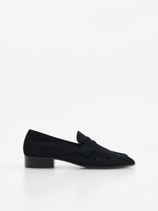 Zdjęcie produktu Reserved - Loafersy z owczej skóry - czarny