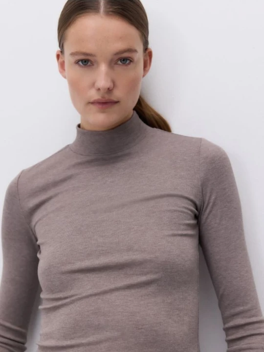 Zdjęcie produktu Reserved - Longsleeve z wiskozą - beżowy