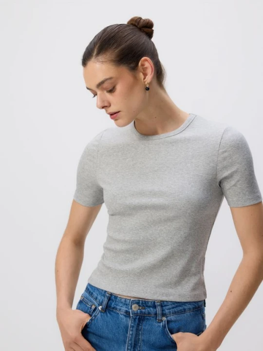 Zdjęcie produktu Reserved - Prążkowany t-shirt - jasnoszary
