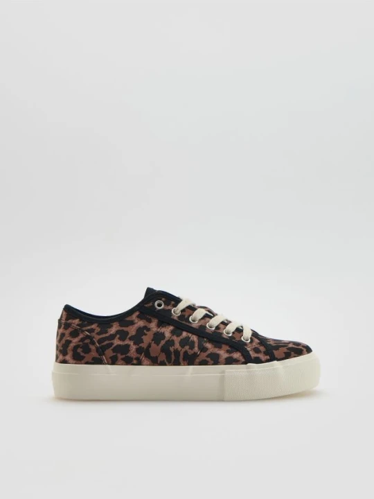Zdjęcie produktu Reserved - Sneakersy w zwierzęcy wzór - wielobarwny
