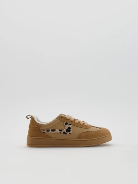 Zdjęcie produktu Reserved - Sneakersy z imitacji skóry - beżowy