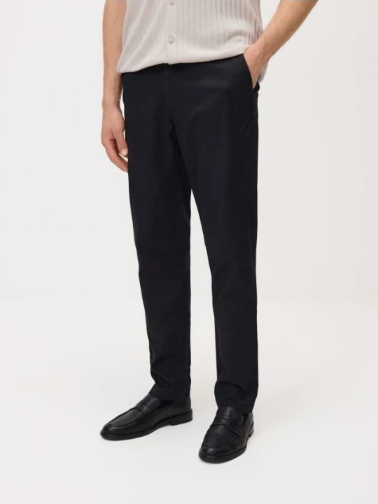 Zdjęcie produktu Reserved - Spodnie chino slim fit - czarny