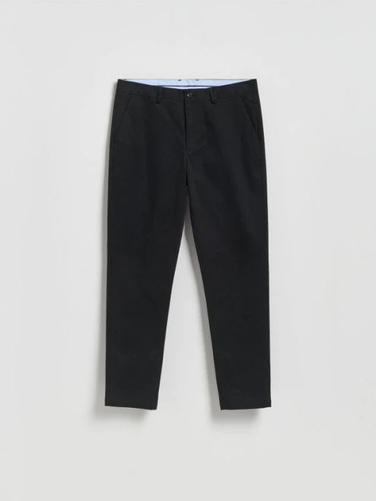 Zdjęcie produktu Reserved - Spodnie chino slim fit - czarny
