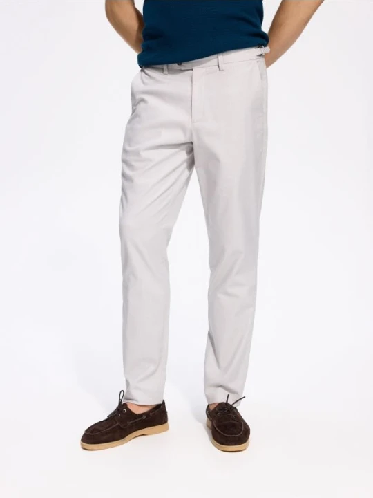 Zdjęcie produktu Reserved - Spodnie chino slim fit - jasnoszary