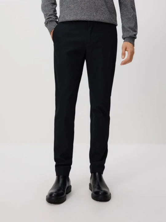 Zdjęcie produktu Reserved - Spodnie chino slim fit - czarny