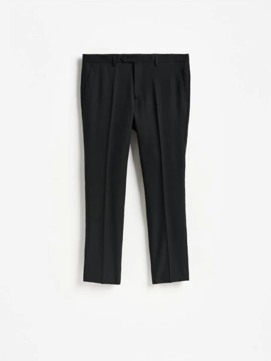 Zdjęcie produktu Reserved - Spodnie garniturowe slim fit - czarny