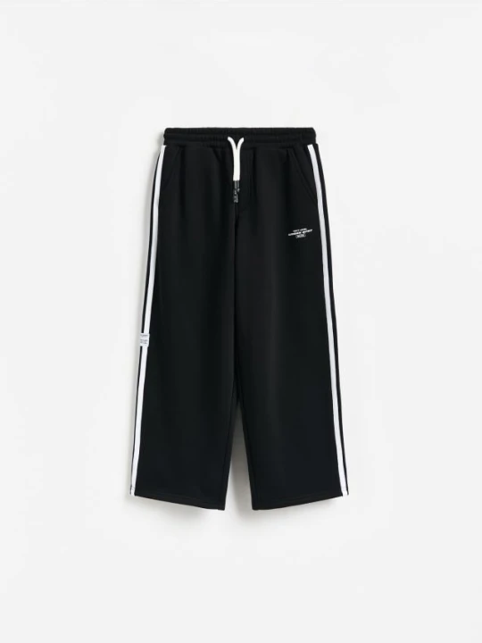 Zdjęcie produktu Reserved - Spodnie wide leg z lampasami - czarny