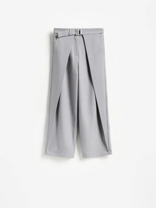 Zdjęcie produktu Reserved - Spodnie z ozdobnymi zakładkami - jasnoszary