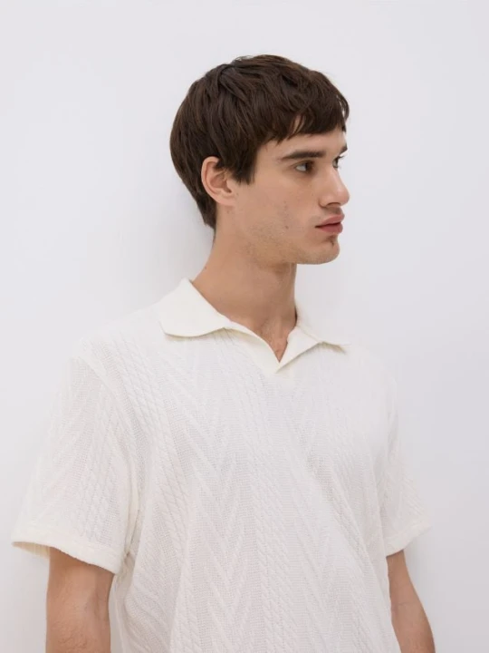 Zdjęcie produktu Reserved - Strukturalne polo comfort fit - złamana biel