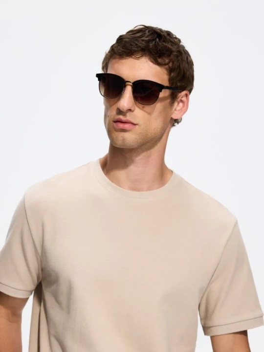 Zdjęcie produktu Reserved - Strukturalny t-shirt regular - beżowy