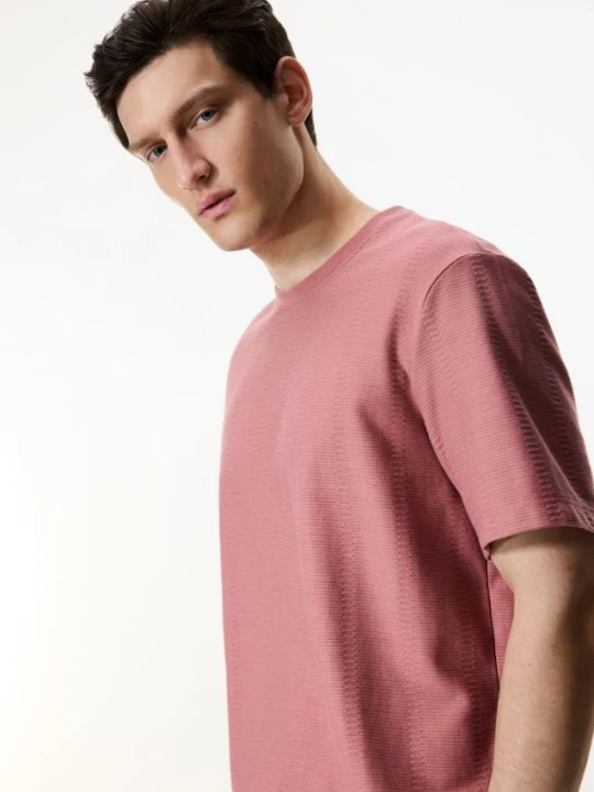Zdjęcie produktu Reserved - Strukturalny t-shirt regular - brudny róż