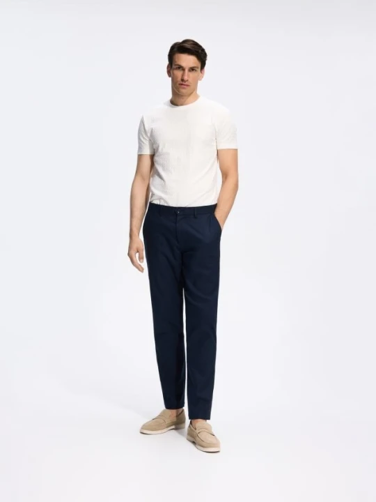 Zdjęcie produktu Reserved - Strukturalny t-shirt slim - złamana biel