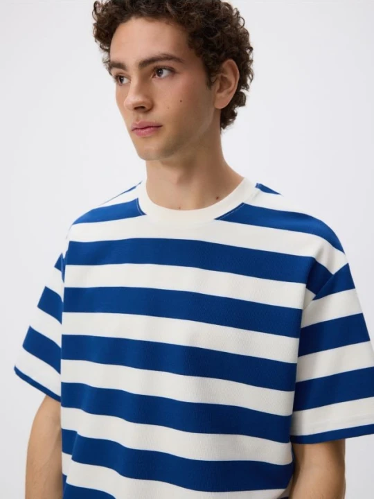 Zdjęcie produktu Reserved - T-shirt boxy w paski - złamana biel