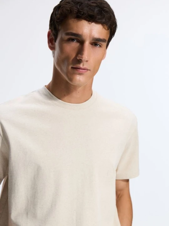 Zdjęcie produktu Reserved - T-shirt comfort z lnem - beżowy