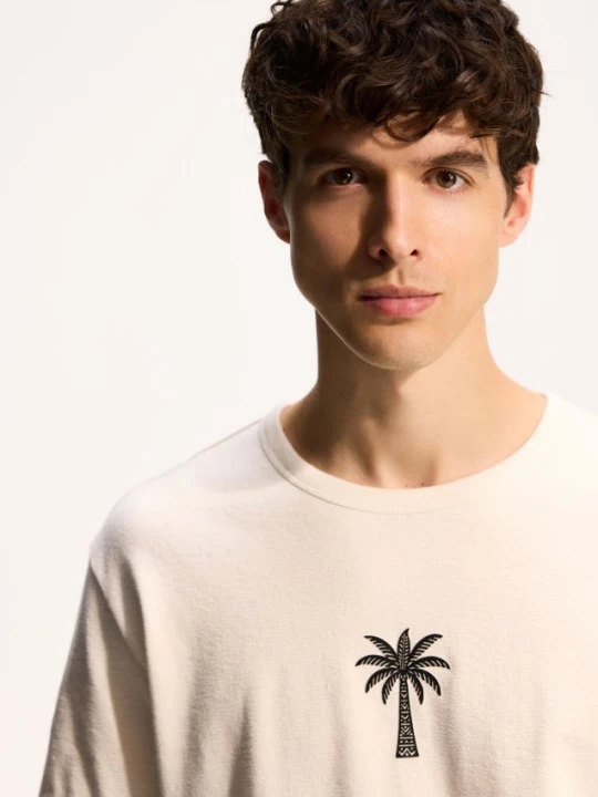 Zdjęcie produktu Reserved - T-shirt comfort z nadrukiem - złamana biel