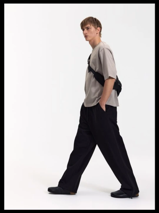 Zdjęcie produktu Reserved - T-shirt cropped boxy z efektem sprania - jasnoszary