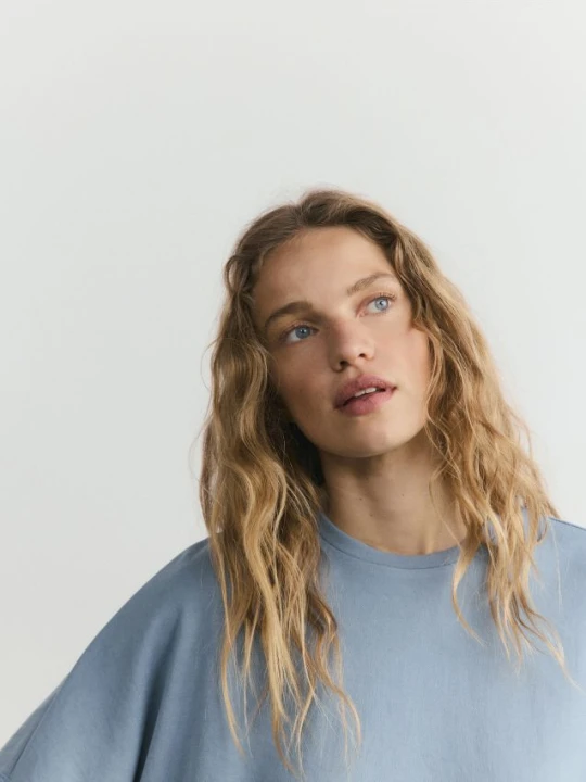 Zdjęcie produktu Reserved - T-shirt oversize z modalem - jasnoniebieski