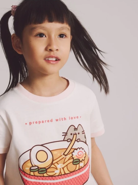 Zdjęcie produktu Reserved - T-shirt Pusheen - złamana biel