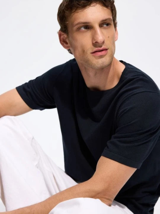 Zdjęcie produktu Reserved - T-shirt regular fit z lyocellem - granatowy