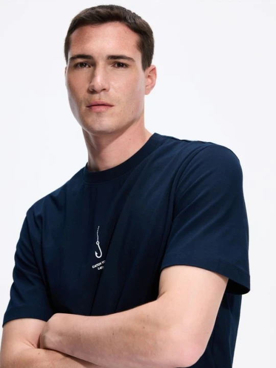 Zdjęcie produktu Reserved - T-shirt regular z nadrukiem - granatowy