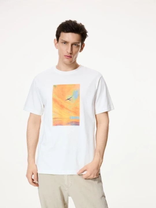 Zdjęcie produktu Reserved - T-shirt regular z nadrukiem - złamana biel