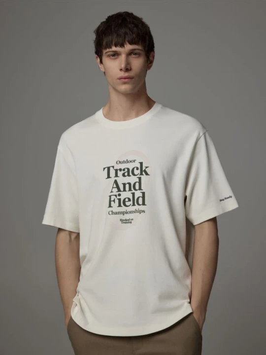 Zdjęcie produktu Reserved - T-shirt relaxed z nadrukiem - złamana biel