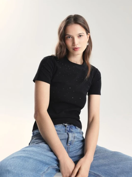 Zdjęcie produktu Reserved - T-shirt z aplikacjami - czarny