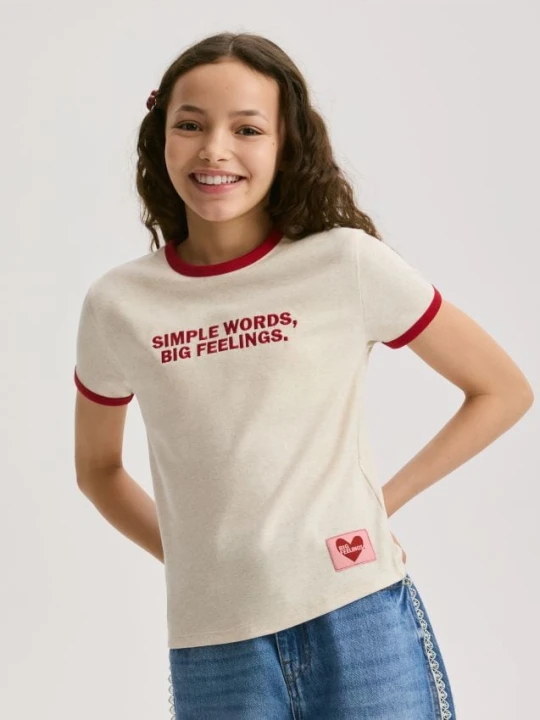 Zdjęcie produktu Reserved - T-shirt z haftowanym napisem - beżowy
