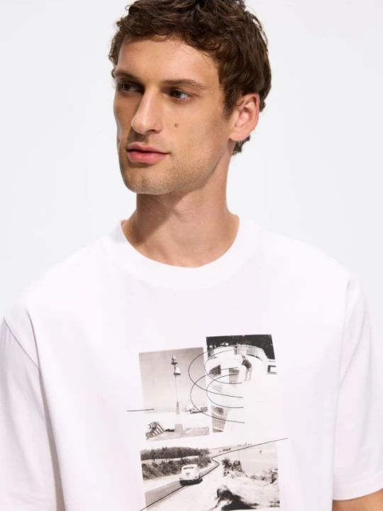 Zdjęcie produktu Reserved - T-shirt z nadrukiem Kosycarz - złamana biel