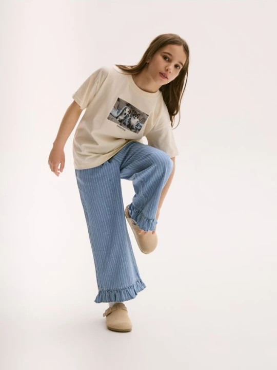 Zdjęcie produktu Reserved - T-shirt z nadrukiem - kremowy