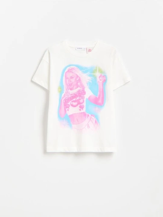 Zdjęcie produktu Reserved - T-shirt Zara Larsson - złamana biel