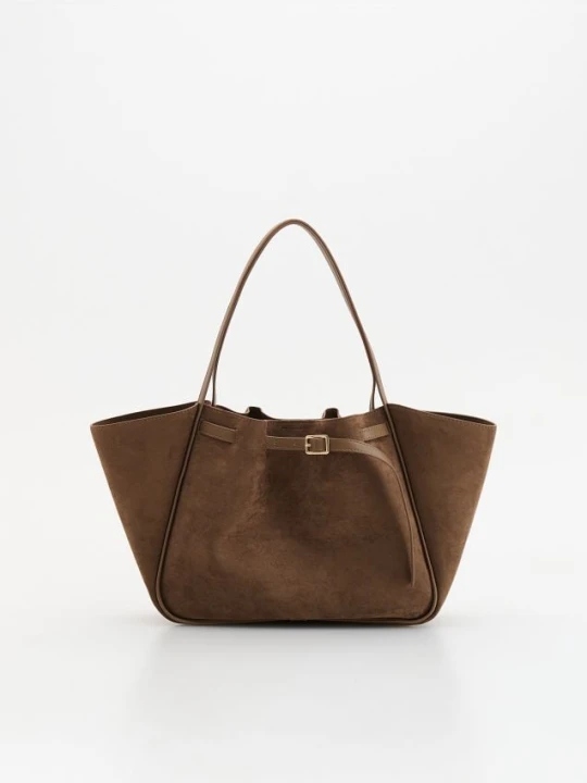 Zdjęcie produktu Reserved - Torebka shopper z imitacji zamszu - beżowy