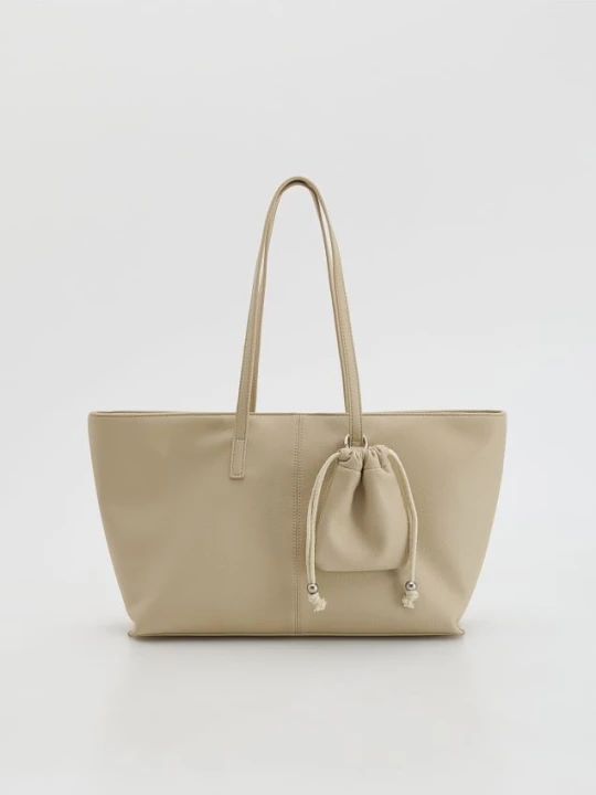 Zdjęcie produktu Reserved - Torebka shopper z zawieszką - kremowy