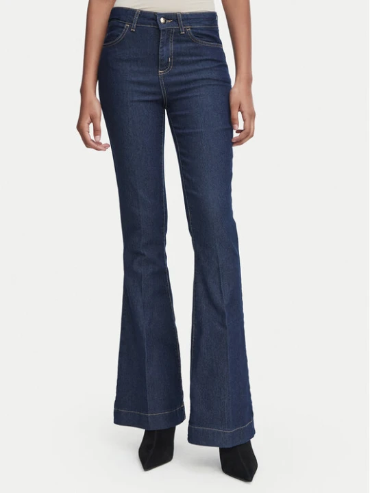 Zdjęcie produktu Rinascimento Jeansy CFC0129957003 Niebieski Bootcut Fit