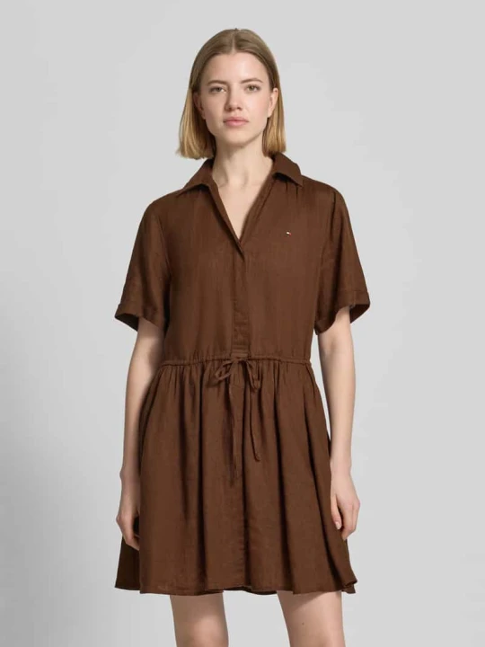 Zdjęcie produktu Rozkloszowana sukienka casualowa z czystego lnu Tommy Hilfiger Średniobrązowy