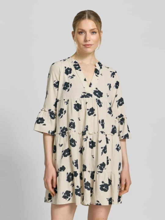 Zdjęcie produktu Rozkloszowana sukienka koszulowa z czystej bawełny model 'DICTHE' Vero Moda Beżowy
