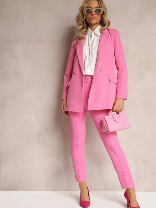 Zdjęcie produktu Różowe Dopasowane Spodnie Garniturowe High Waist z Paskiem w Talii Ozdobionym Klamrą Binah