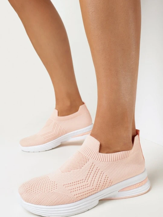 Zdjęcie produktu Różowe Płaskie Buty Sportowe z Elastyczną Cholewką przed Kostkę Atale