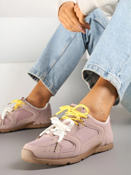 Zdjęcie produktu Różowe Sneakersy z Podwójnymi Sznurówkami Terfitra Super Mode