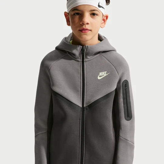 Zdjęcie produktu Rozpinana bluza z kapturem dla dużych dzieci Nike Tech Fleece - Czerń