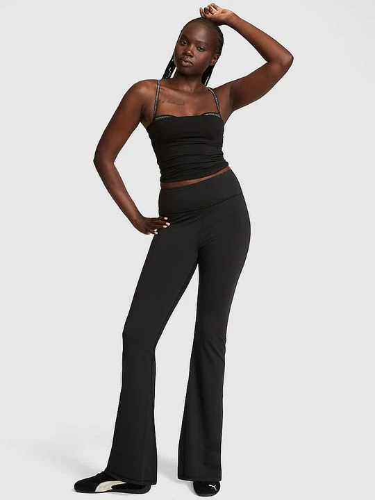 Zdjęcie produktu Rozszerzane legginsy PINK Relay Victoria's Secret Czarny
