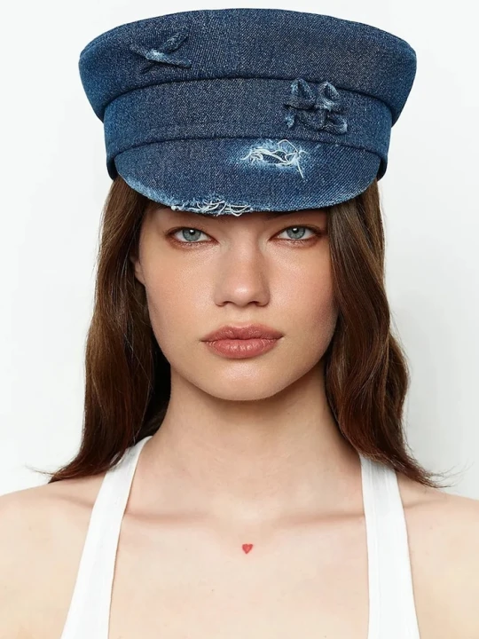 Zdjęcie produktu RUSLAN BAGINSKIY czapka damska jeansowa Ruslan Baginskiy Distressed Denim Baker Boy Cap niebieski