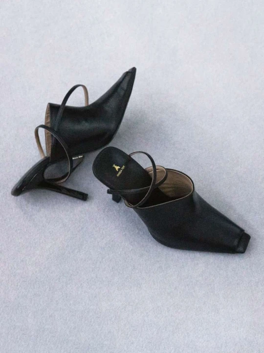 Zdjęcie produktu Sabot SKIN ze skóry Patrizia Pepe czarny